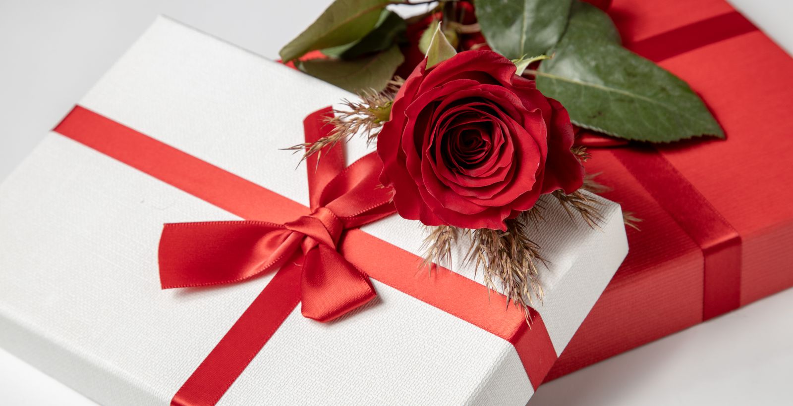 Give the Gift<br>of Luxe