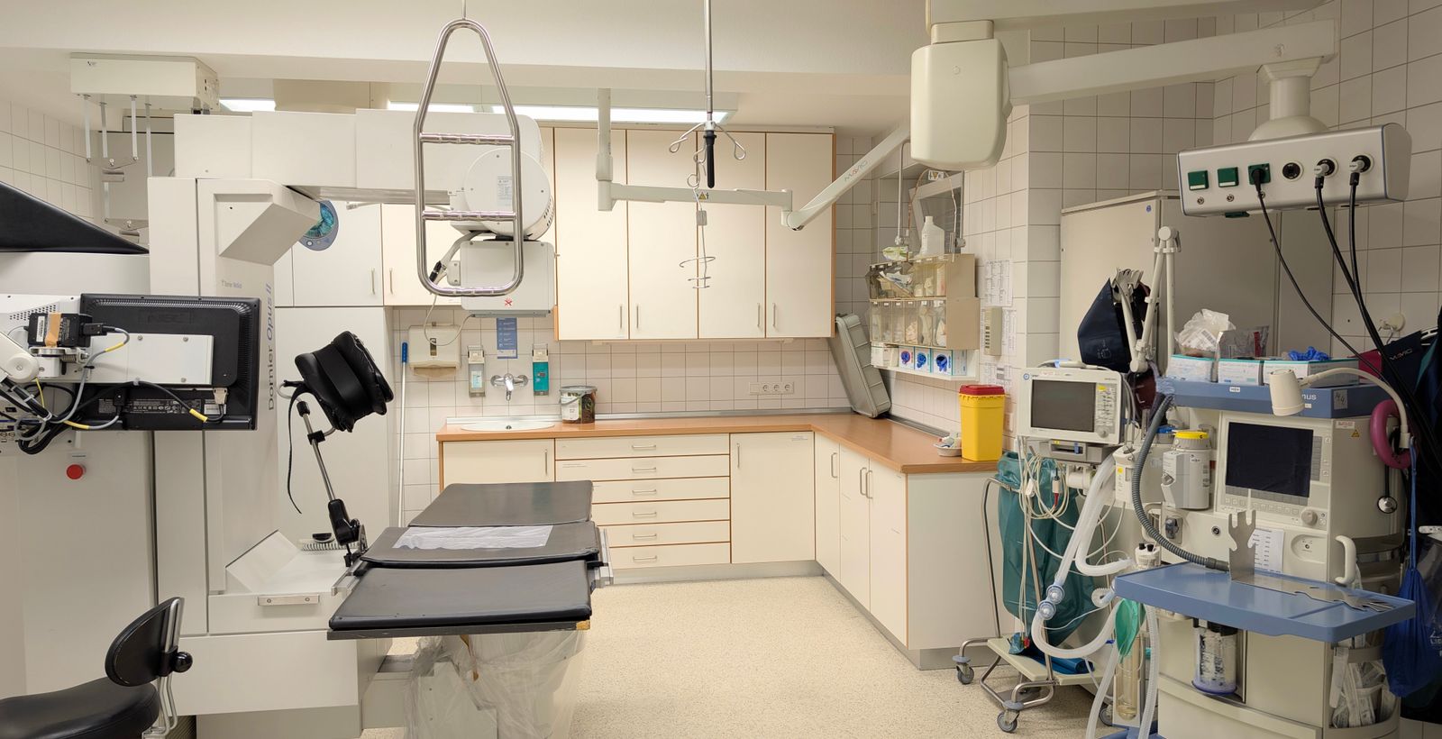 Advanced Diagnostic<br />Equipment, Delivered