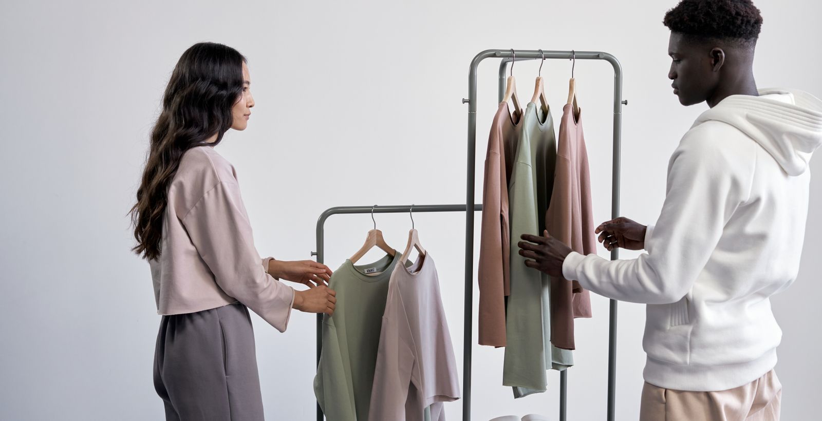 Wardrobe Basics
Made Easy